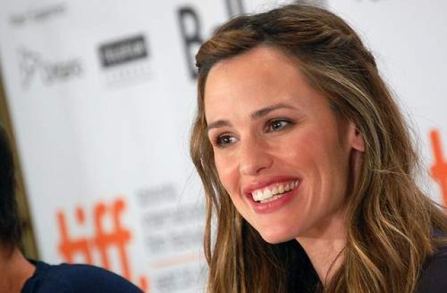 Jennifer Garner a nascut un baietel!
