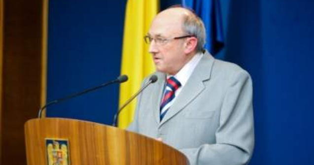 MS: Lipsa morfinei este o "criza falsa si artificiala"