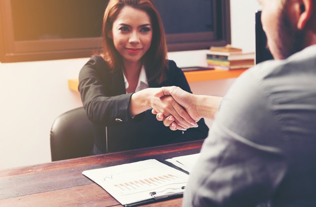 5 detalii de stil care te pot ajuta sa treci cu bine peste un interviu