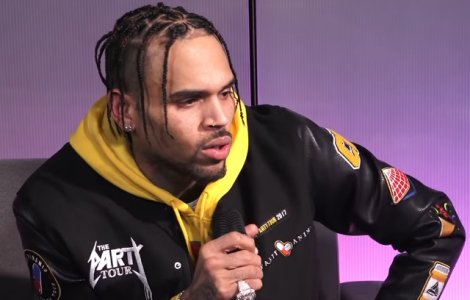 O noua plangere din partea femeii care l-a acuzat pe Chris Brown de viol, dupa ce fotografia sa a ajuns pe internet