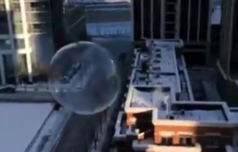 Temperaturi minime record in SUA. In Chicago, baloanele de sapun ingheata instantaneu/ VIDEO