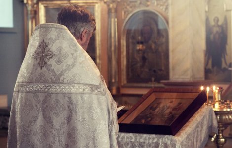 Senator USR: Cu cat vor creste in 2019 salariile preotilor, daca s-au dublat in 5 ani banii alocati de stat?