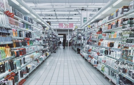 Amenzi de 18,8 mil. de euro pentru Auchan, Cora si Carrefour si furnizori ai acestora, pentru fixarea preturilor