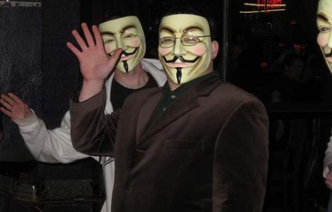 Anonymous a blocat site-ul Interpol