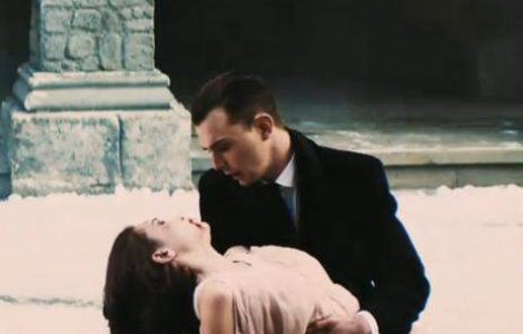  Video  Formatia Hurts si Romania, combinatie premiata de NME