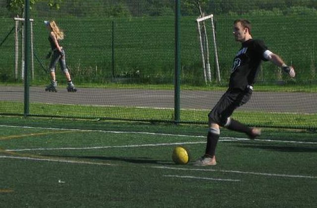 Liga a II-a si a III-a, amanate din nou