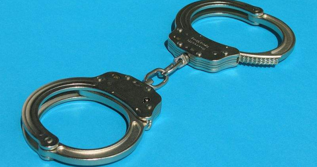 Bucuresti: 11 arestari in cazul acordarii ilegale de cetatenie