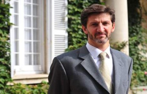 (P) Fasten your seatbelts: Facing up to a changing world