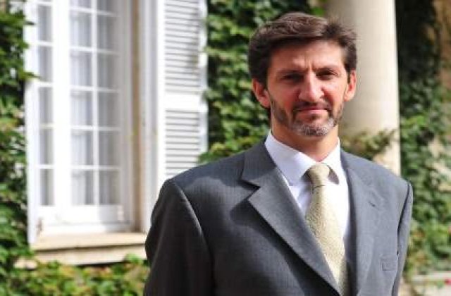 (P) Fasten your seatbelts: Facing up to a changing world