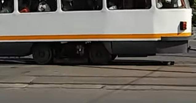 Incident socant in Bucuresti. Un barbat a fost impins in fata tramvaiului si a murit