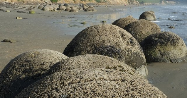 Cutremur de 6 grade in Indonezia