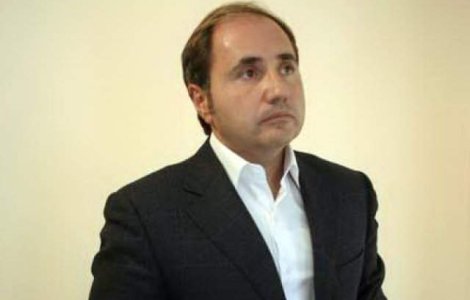 Cristian Rizea, condamnat in prima instanta, a plecat in SUA. Avocat: "Nu are bani, se plimba din loc in loc"