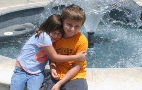 Free Hugs Sibiu: Campanie pentru 'un zambet' :-)