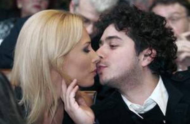 Iulia Vantur s-a impacat cu Marius Moga