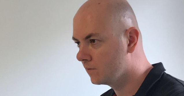 Chirurg estetician, despre Politi: "Nu dezinfecta nimic, lucra fara manusi si nici macar nu se spala pe maini"