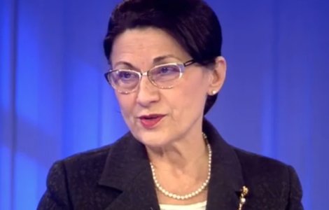 Ministrul Educatiei sustine ca e "de neacceptat" ca elevii sa fie meditati chiar de catre profesorul lor de la clasa