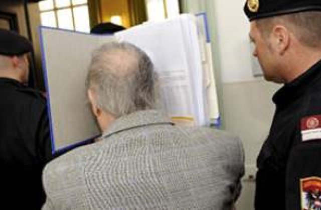 Fritzl pledeaza vinovat pentru viol si incest, dar nevinovat pentru crima si sechestrare