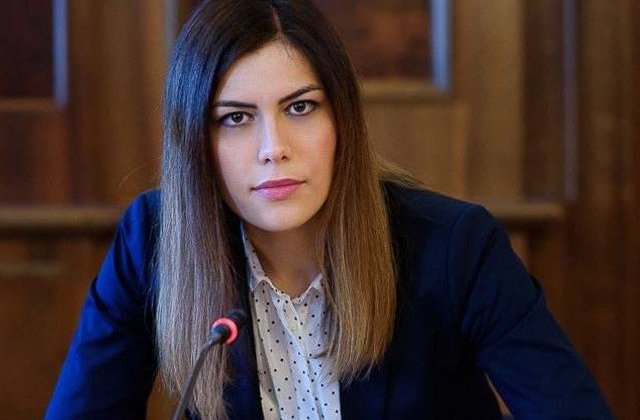 Cristina Pruna (USR): Ministrul Finantelor ar trebui sa isi dea demisa. Nu e posibil sa te joci cu cifrele din buget