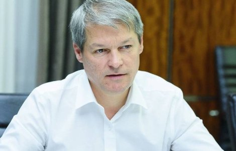 Dacian Ciolos: "Imi asum fara niciun fel de rezerve sustinerea totala a Laurei Kovesi"