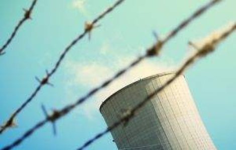 Marea Britanie: Inundatiile pot afecta centralele nucleare civile