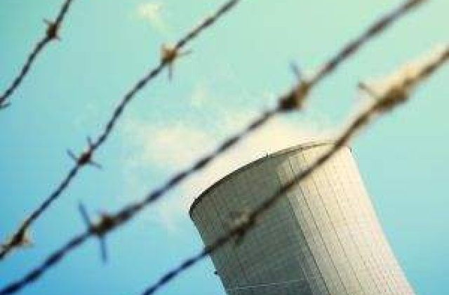 Marea Britanie: Inundatiile pot afecta centralele nucleare civile