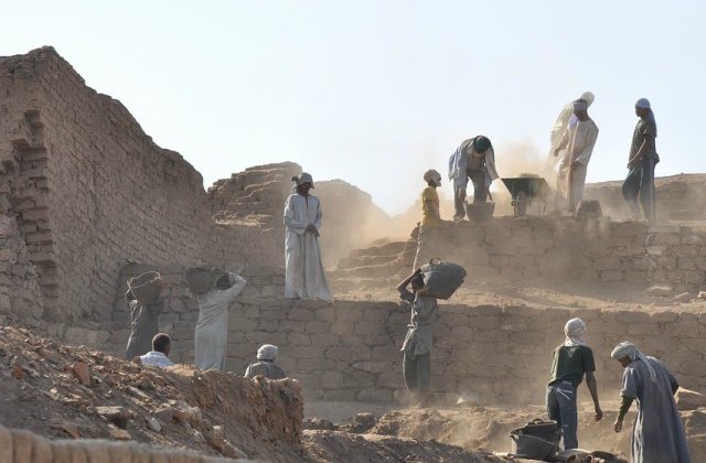 8 descoperiri arheologice fascinante din 2018: de la cel mai vechi desen, la prima prima brutarie din lume