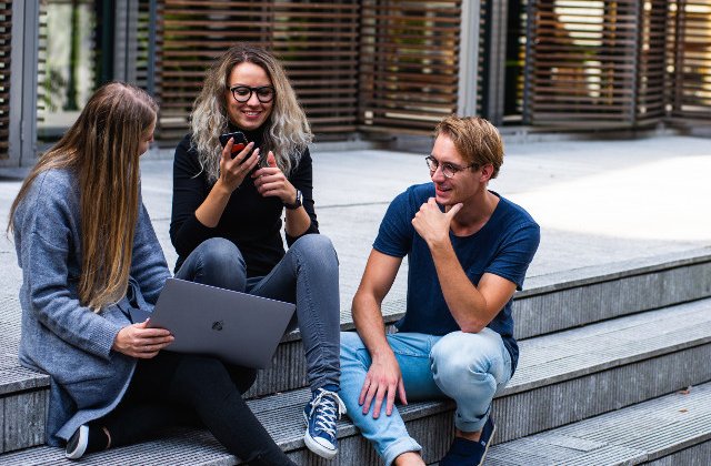 Creierul femeilor este cu aproape patru ani mai tanar in comparatie cu varsta