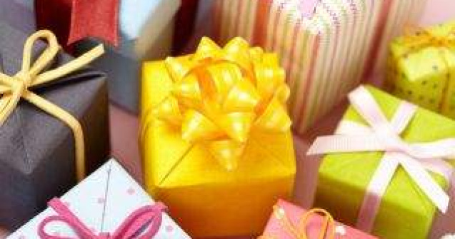 Cadouri de Ziua Indragostitilor pentru ea: gadgeturi la reducere