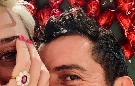 Katy Perry si Orlando Bloom s-au logodit de Valentine`s Day
