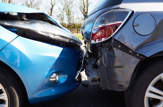 Propuneri pentru asigurarile RCA: pretul sa fie diferentiat in functie de zona si de utilizarea masinii si de alte persoane