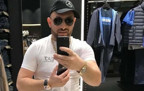 Romanul care a impartit 5.000 de euro pe strada isi explica gestul