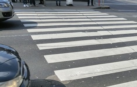 Tanar de 32 de ani, accidentat mortal pe trecerea de pietoni, in Capitala. Soferul a fugit de la fata locului