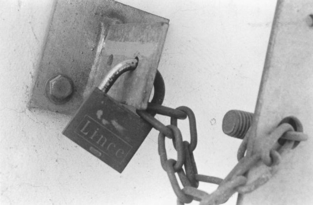 Ultima fabrica de stat isi inchide portile