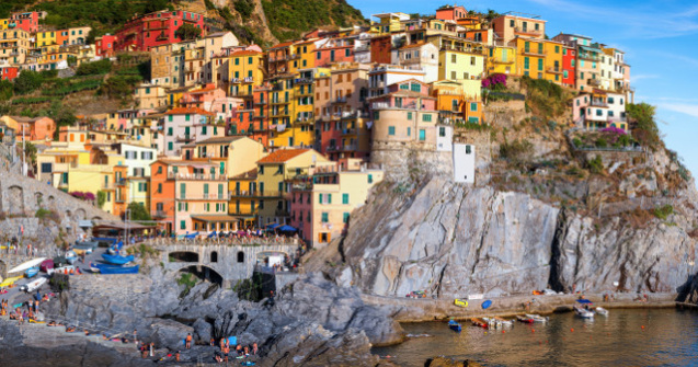  Top  10 motive pentru care sa iti rezervi o vacanta in Cinque Terre