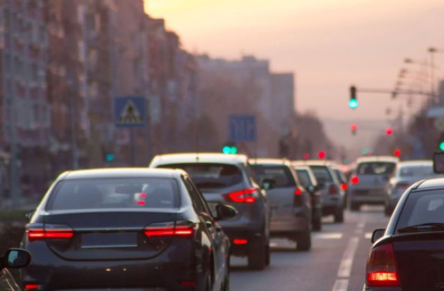 Grupul PSA avertizeaza ca emisiile medii de dioxid de carbon vor continua sa creasca: clientii renunta la diesel si cumpara motoare pe benzina