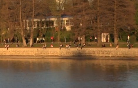 Un barbat a fost gasit mort in parcul Herastrau