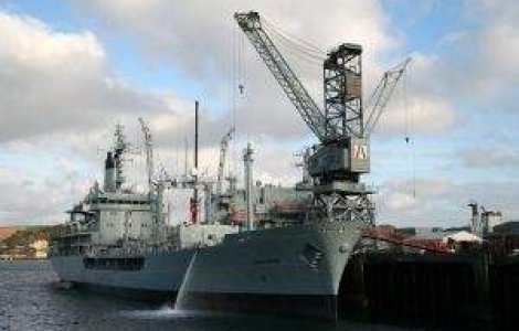 Marina americana isi dubleaza capacitatea de lupta in Golf