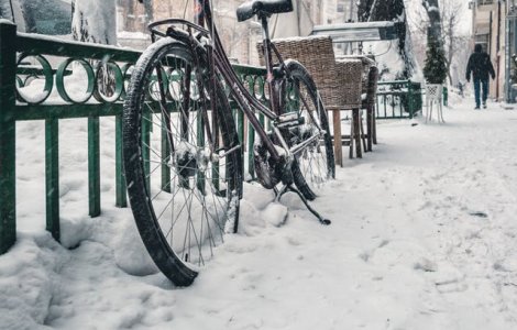 Informare meteo de ninsori si racire accentuata. Cod GALBEN de viscol la munte si vant in mai multe judete