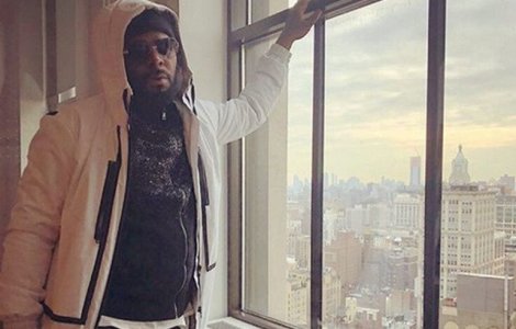 Inculpat pentru agresiuni sexuale, inclusiv asupra unor minore, R. Kelly s-a predat autoritatilor