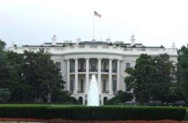 Criza din Siria scoate mii de oameni in strada la Washington