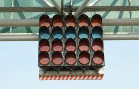 Button a castigat Marele Premiu de Formula 1 al Australiei