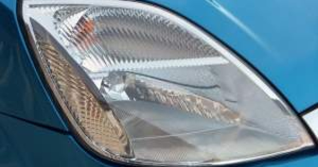 Bucuresti: Trei hoti de masini, prinsi in flagrant in Piata Victoriei