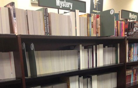  Top  10 imagini neasteptat de amuzante din librarii