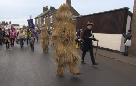  Top  10+ festivitati neobisnuite pe care oamenii le sarbatoresc