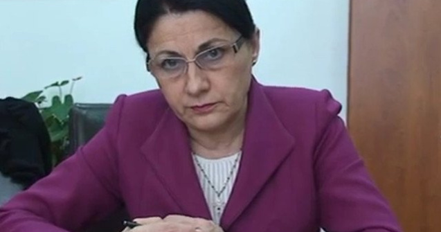 Ecaterina Andronescu, interpelata de USR in Senat, cu privire la cheltuirea banilor pentru programul "Masa calda in scoli"