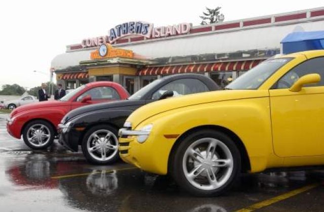 Cate locuri de parcare au americanii?