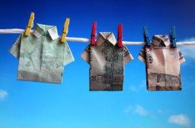 [VIDEO] "In familie": Tatal si fratele mai mic al lui Boldea, urmariti penal