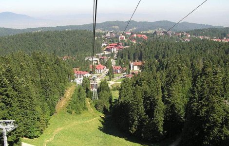 Rute alternative pentru un weekend la munte