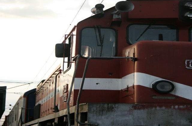 Un barbat a fost lovit mortal de un tren care plecase de putin timp din Gara de Nord