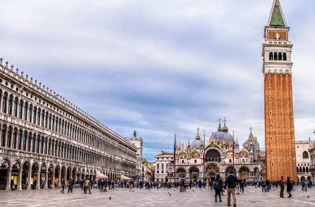 15+ piete celebre care nu pot fi confundate. Le recunosti dintr-o singura imagine?